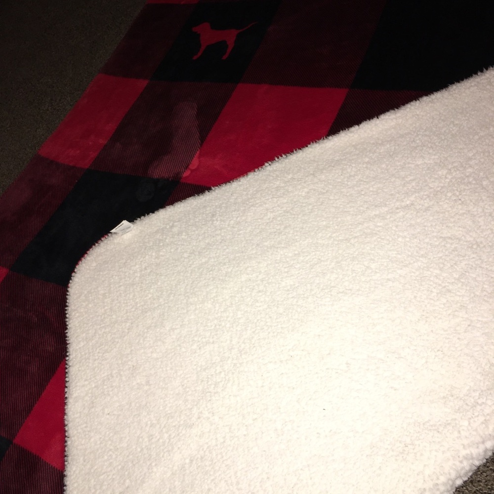 Sold - Picture 6 of 8